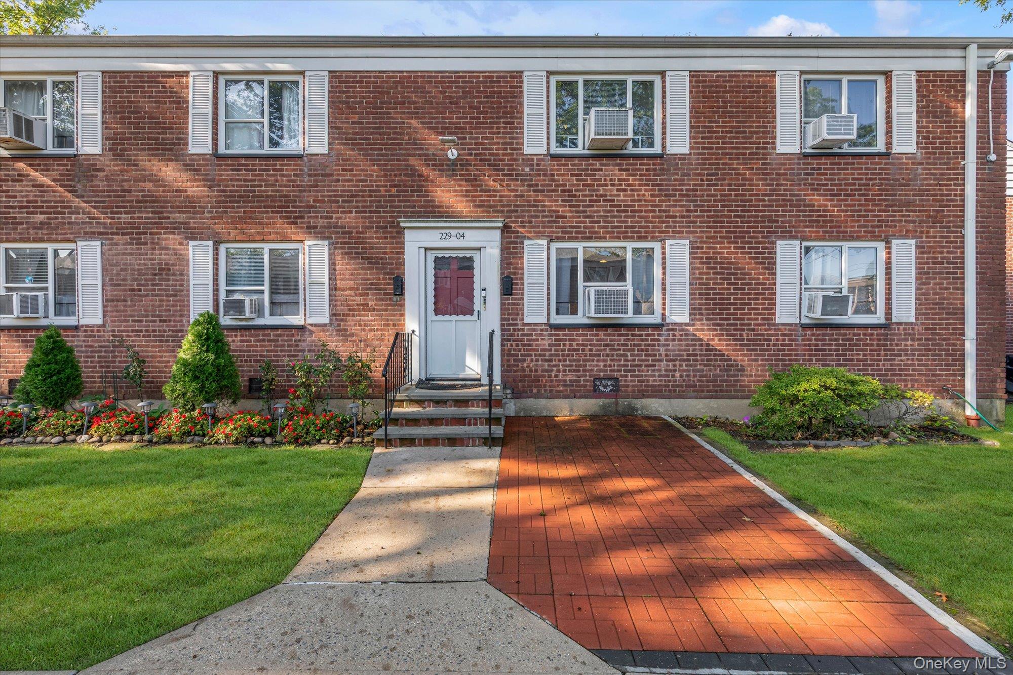 229-04 Hillside Avenue, Unit 1st Floor