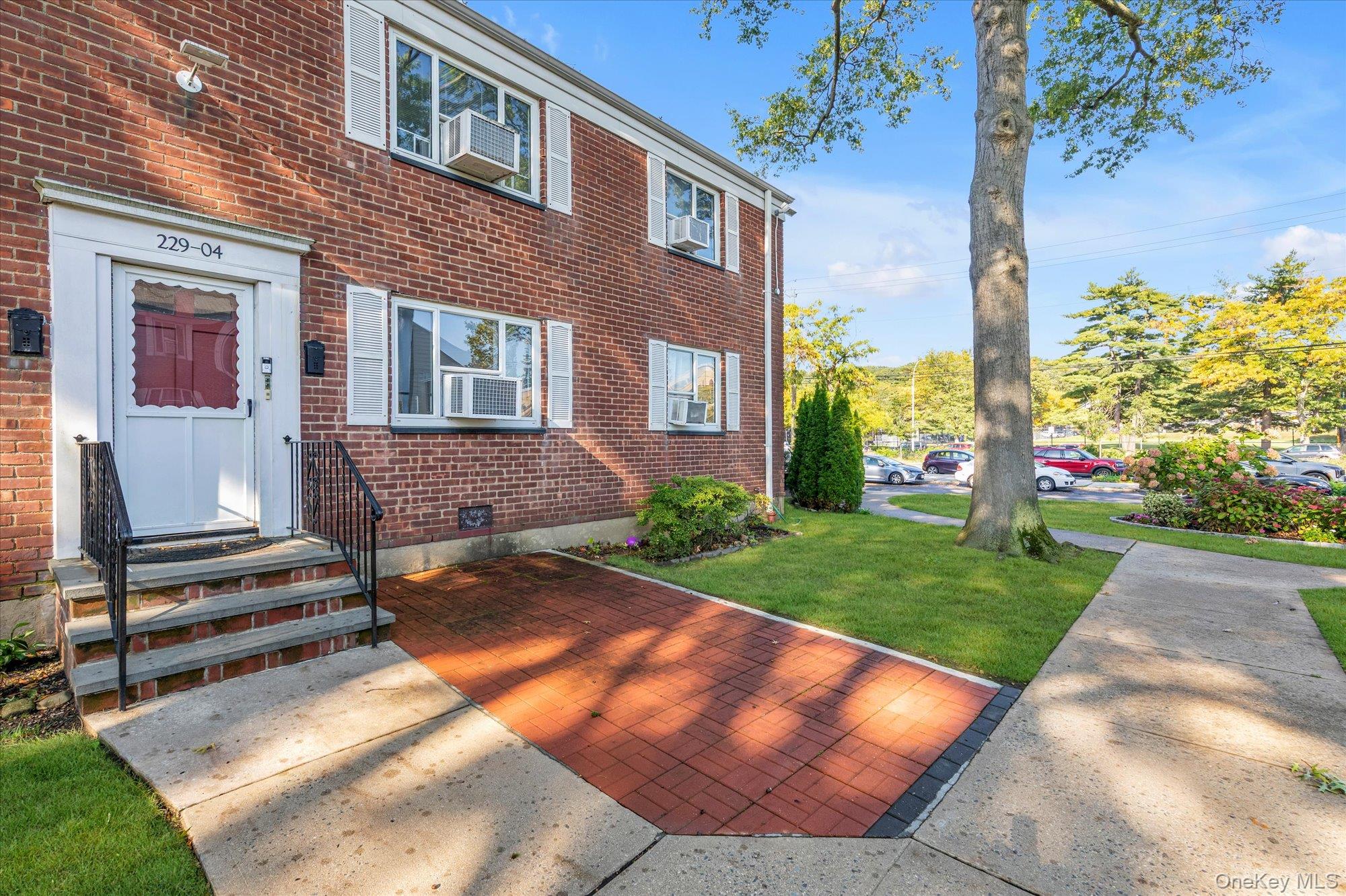 229-04 Hillside Avenue, Unit 1st Floor photo 12