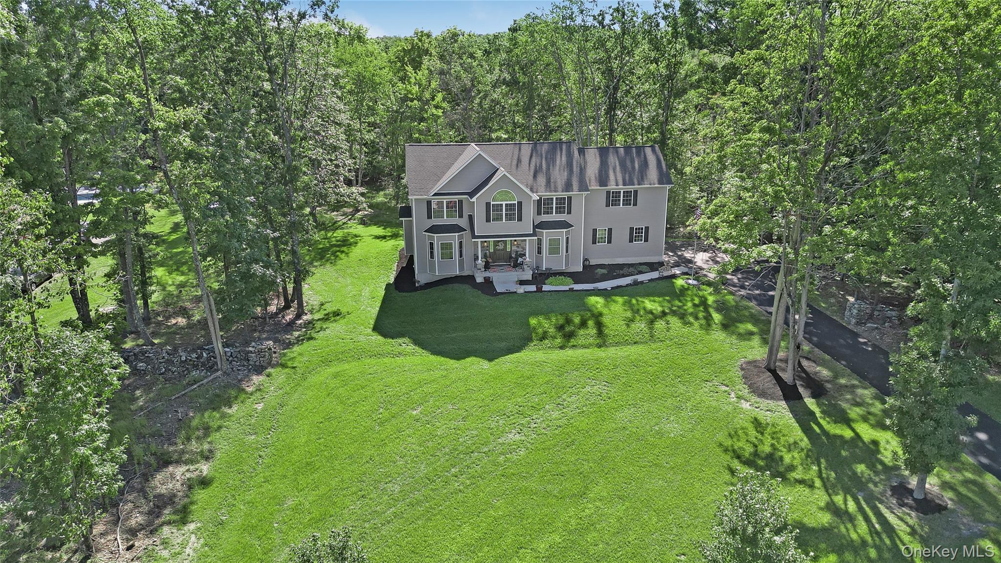 112 Elise Drive – For Sale photo 5