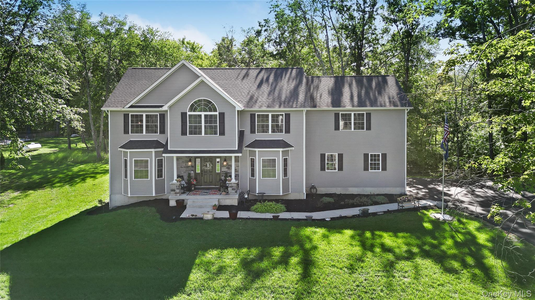 112 Elise Drive – For Sale photo 2