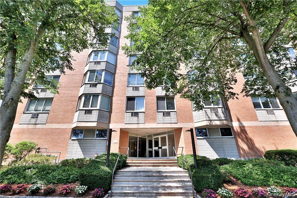 14 Nosband Avenue, Unit 1A