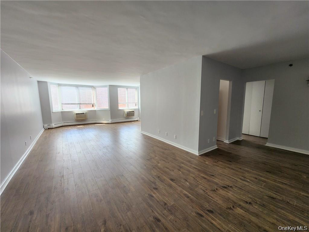 14 Nosband Avenue, Unit 1A photo 3