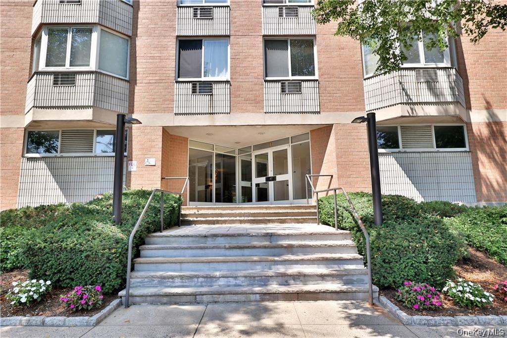 14 Nosband Avenue, Unit 1A photo 25