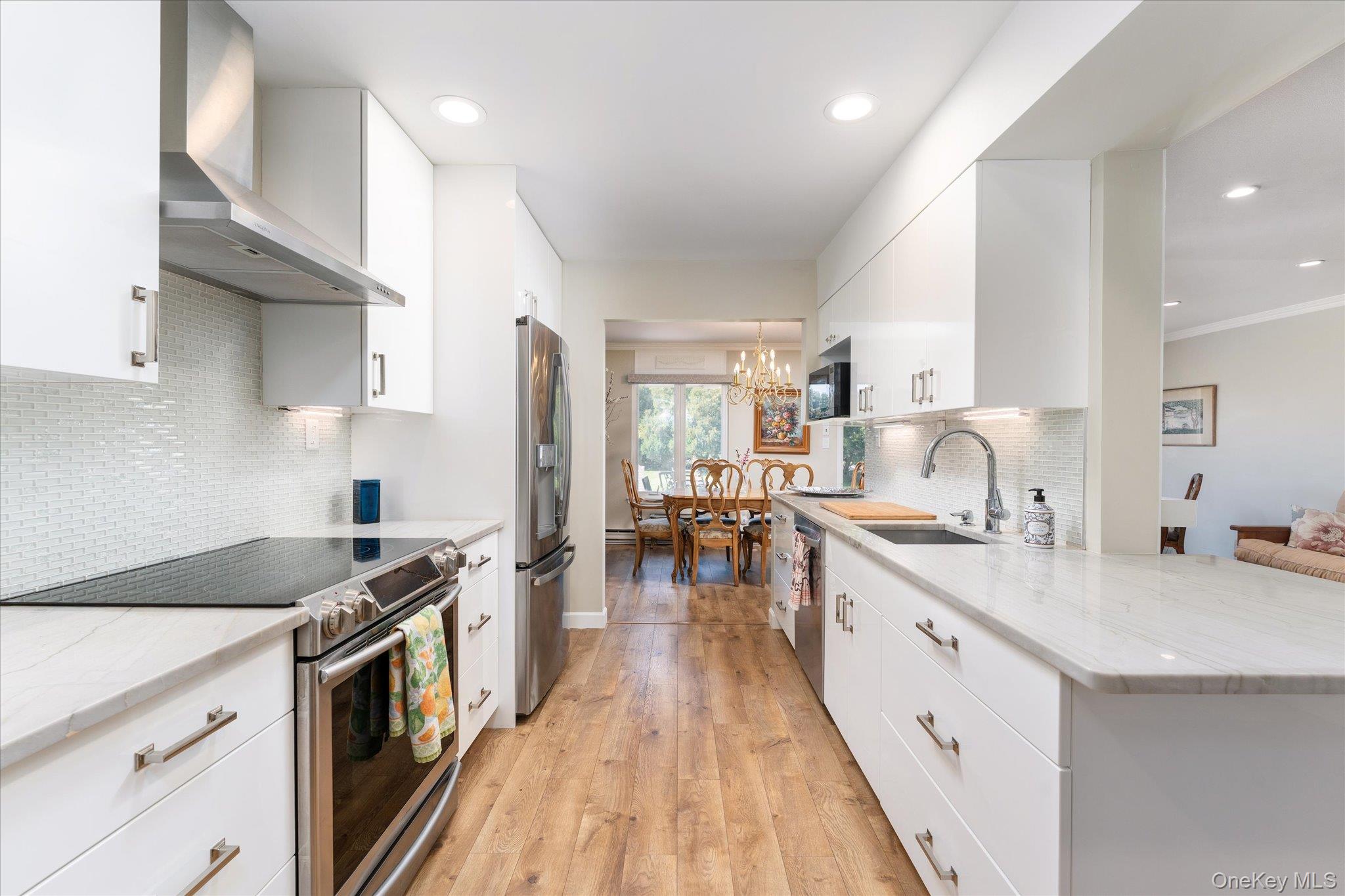 1102 Gotham Path – For Sale photo 4