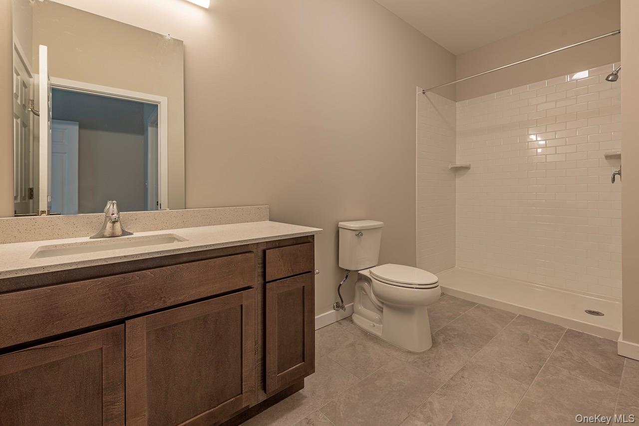 87 N Chestnut Street, Unit 103 photo 4