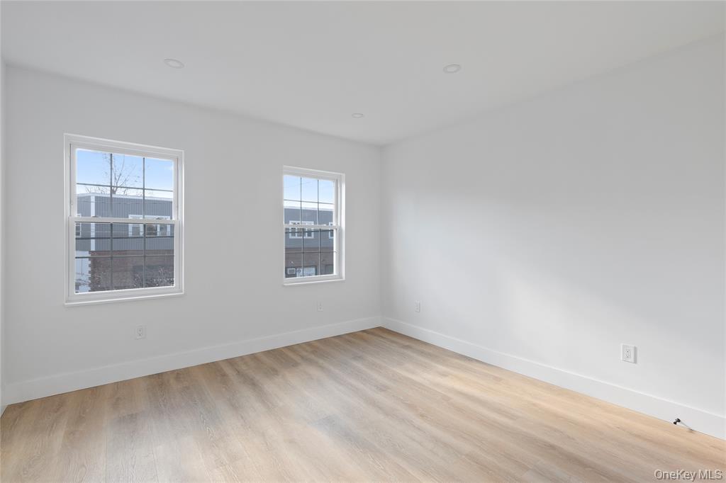 9 Lagrange Avenue, Unit APT 2 photo 11