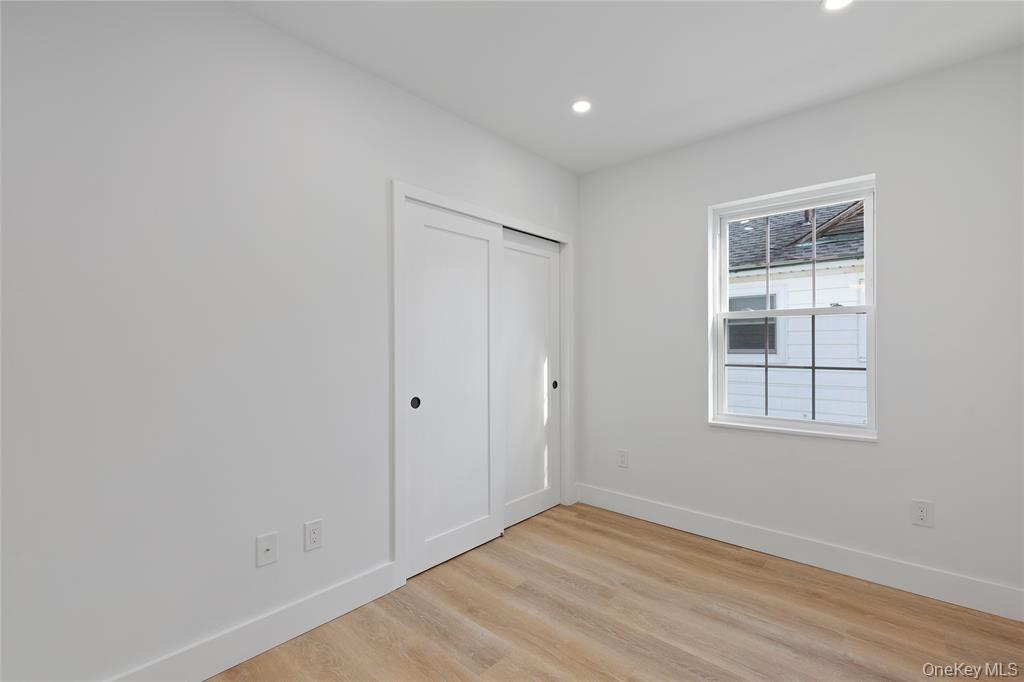 9 Lagrange Avenue, Unit APT 2 photo 9