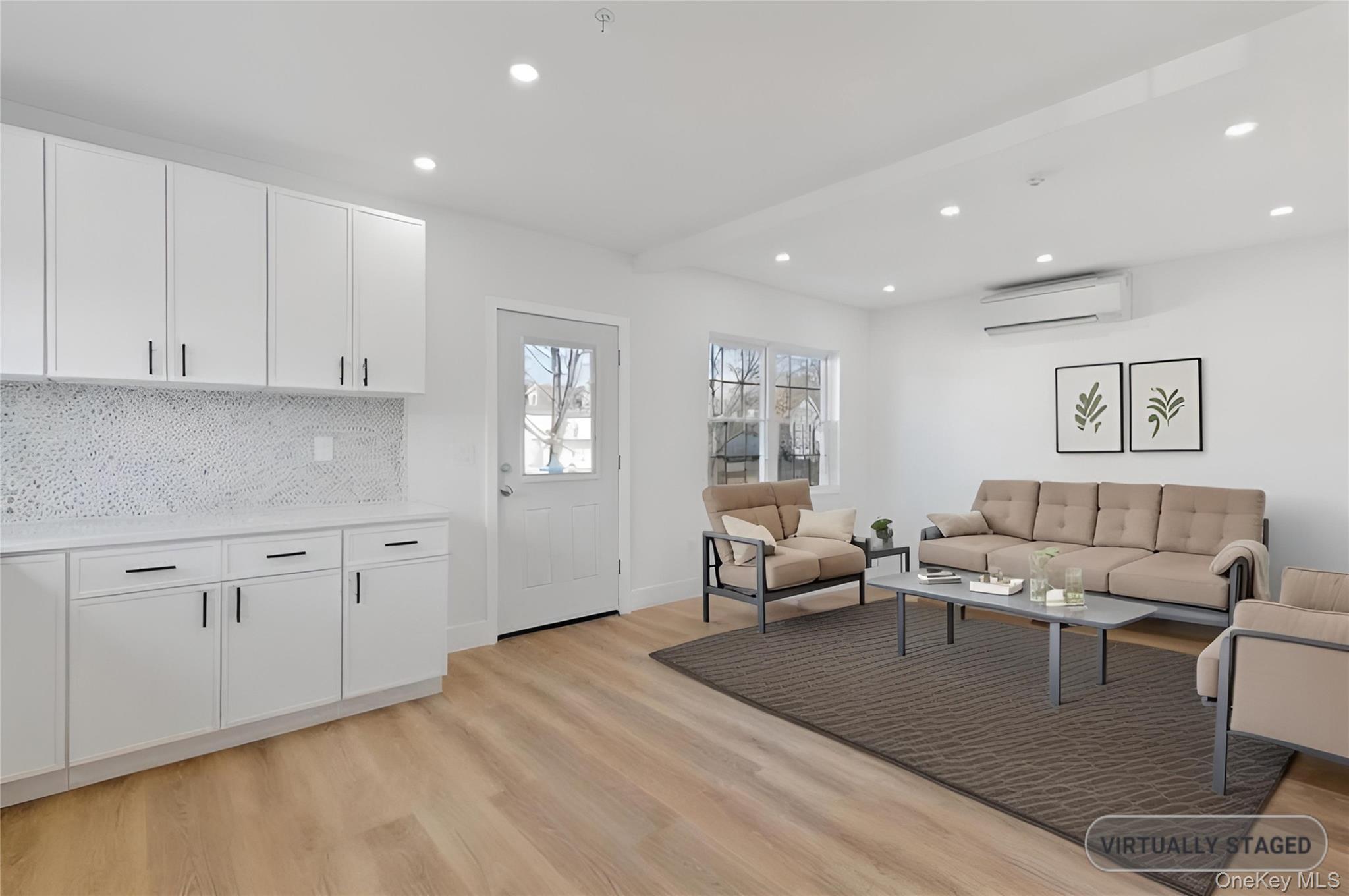 9 Lagrange Avenue, Unit APT 2 photo 8