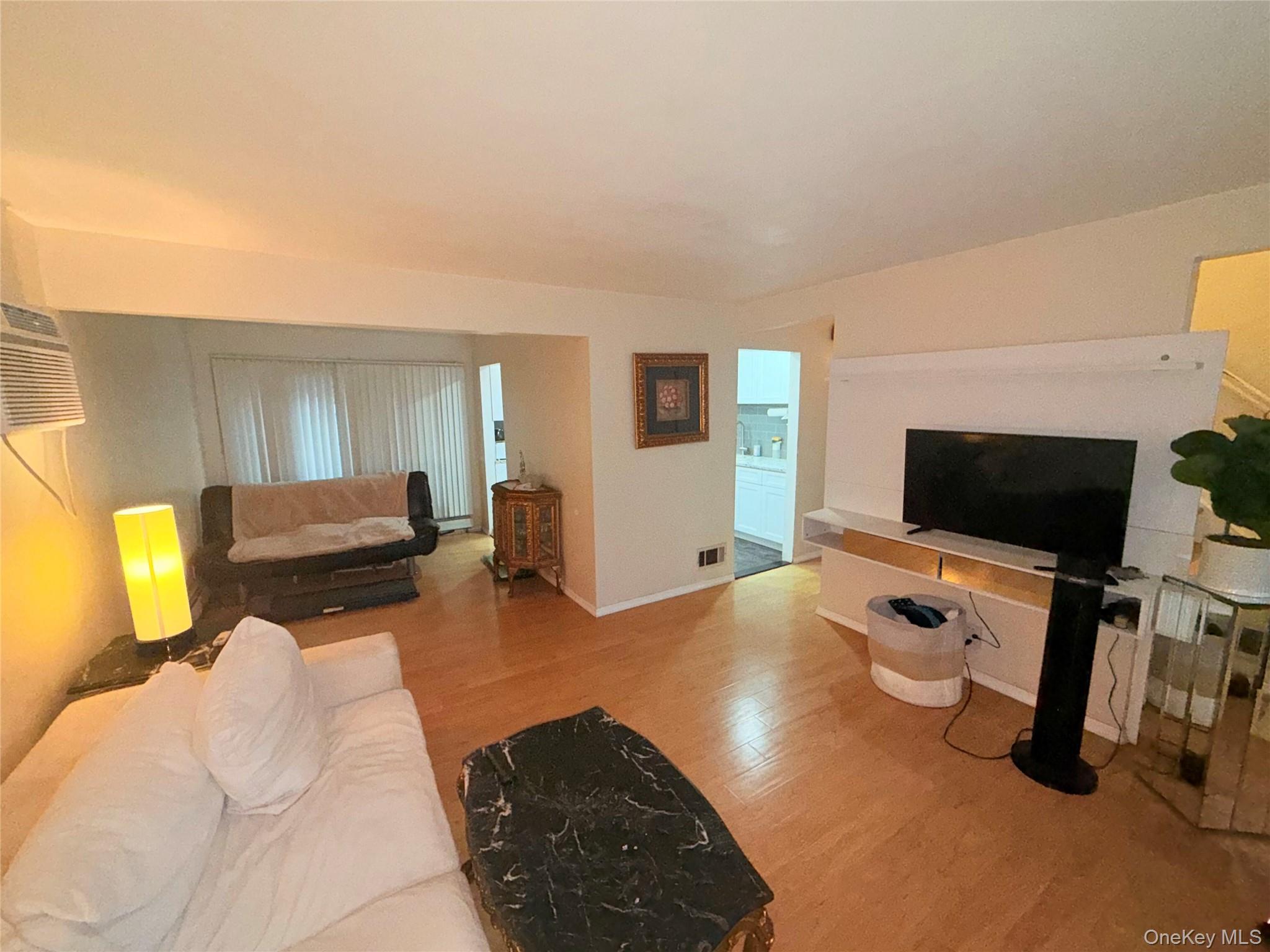 60 Boden Avenue – For Sale photo 4