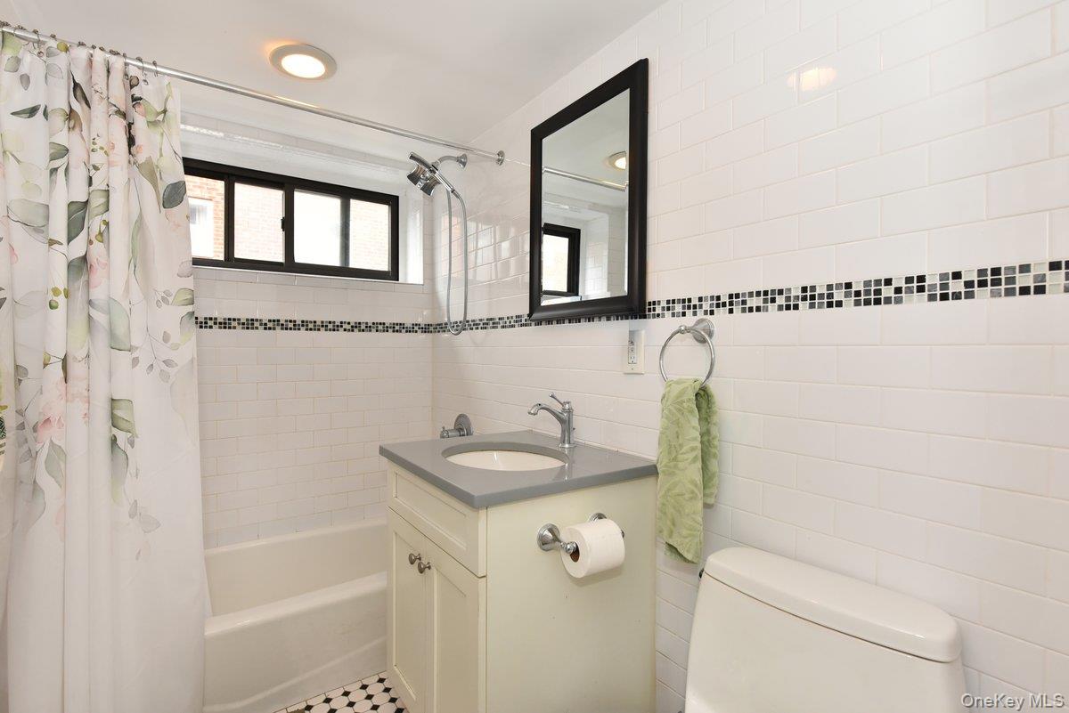 100 Clinton Avenue, Unit 1F photo 9