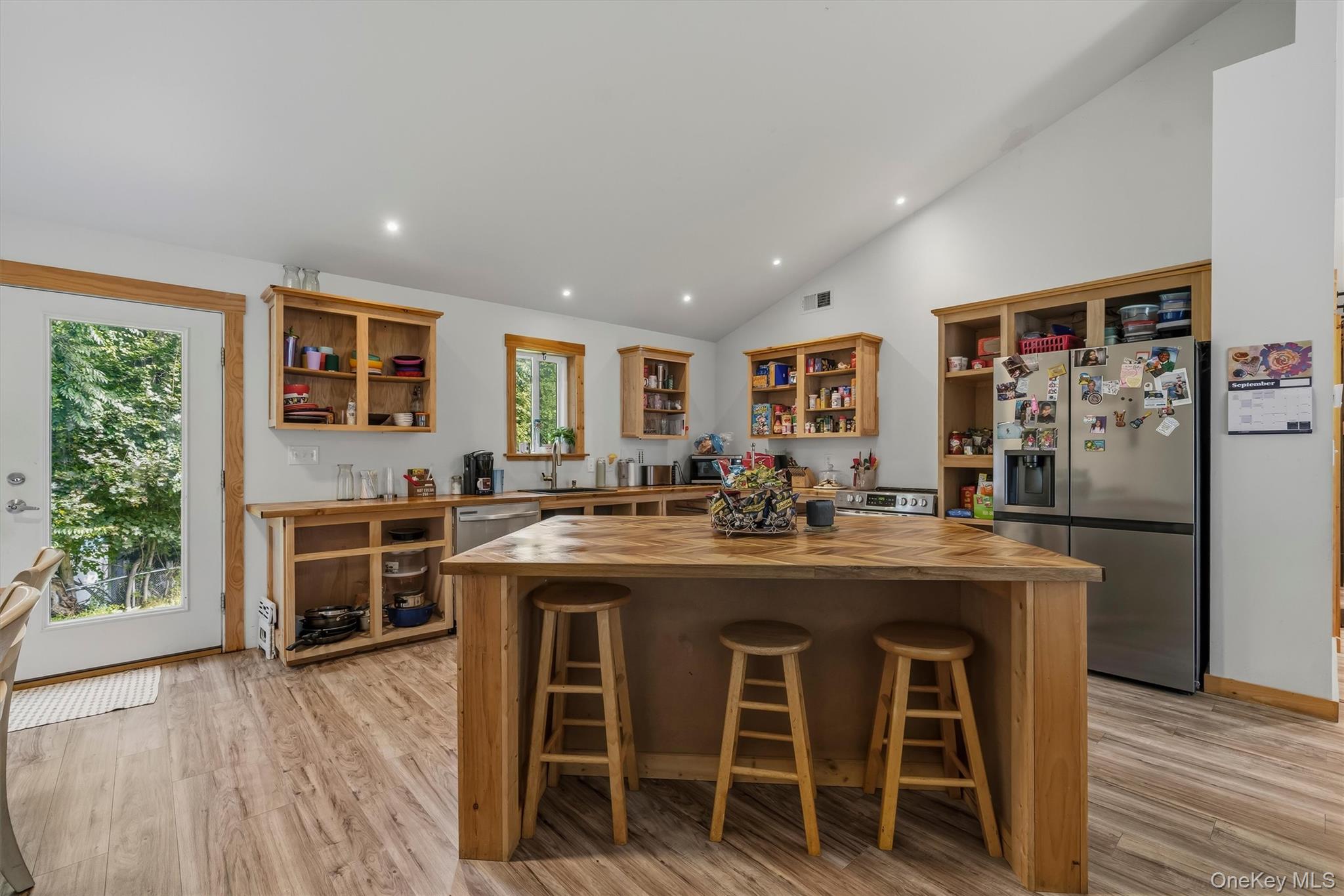 19 Zane Street – For Sale photo 13