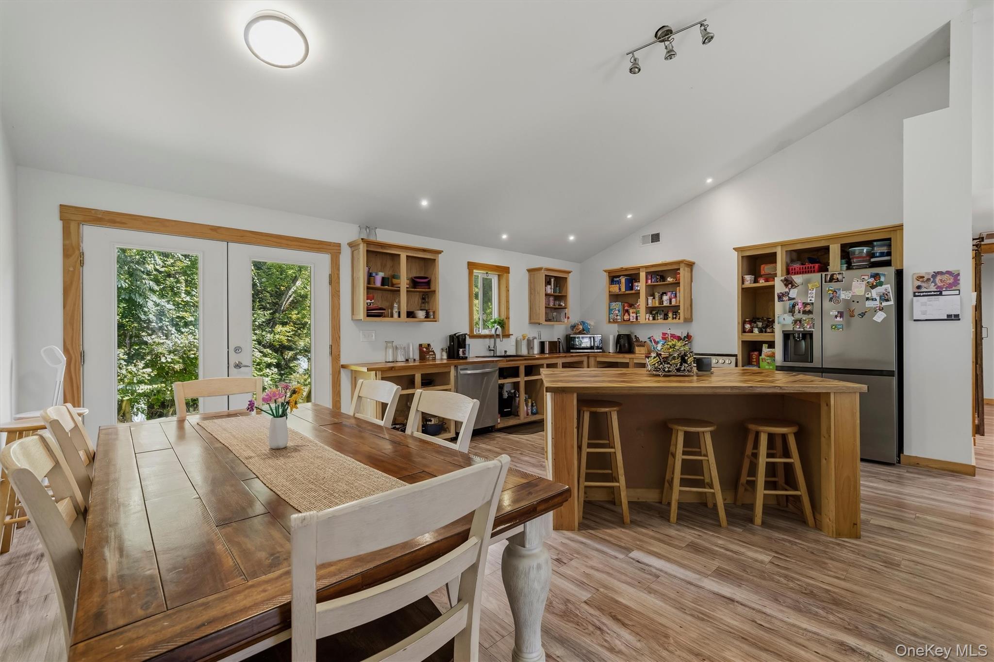 19 Zane Street – For Sale photo 11