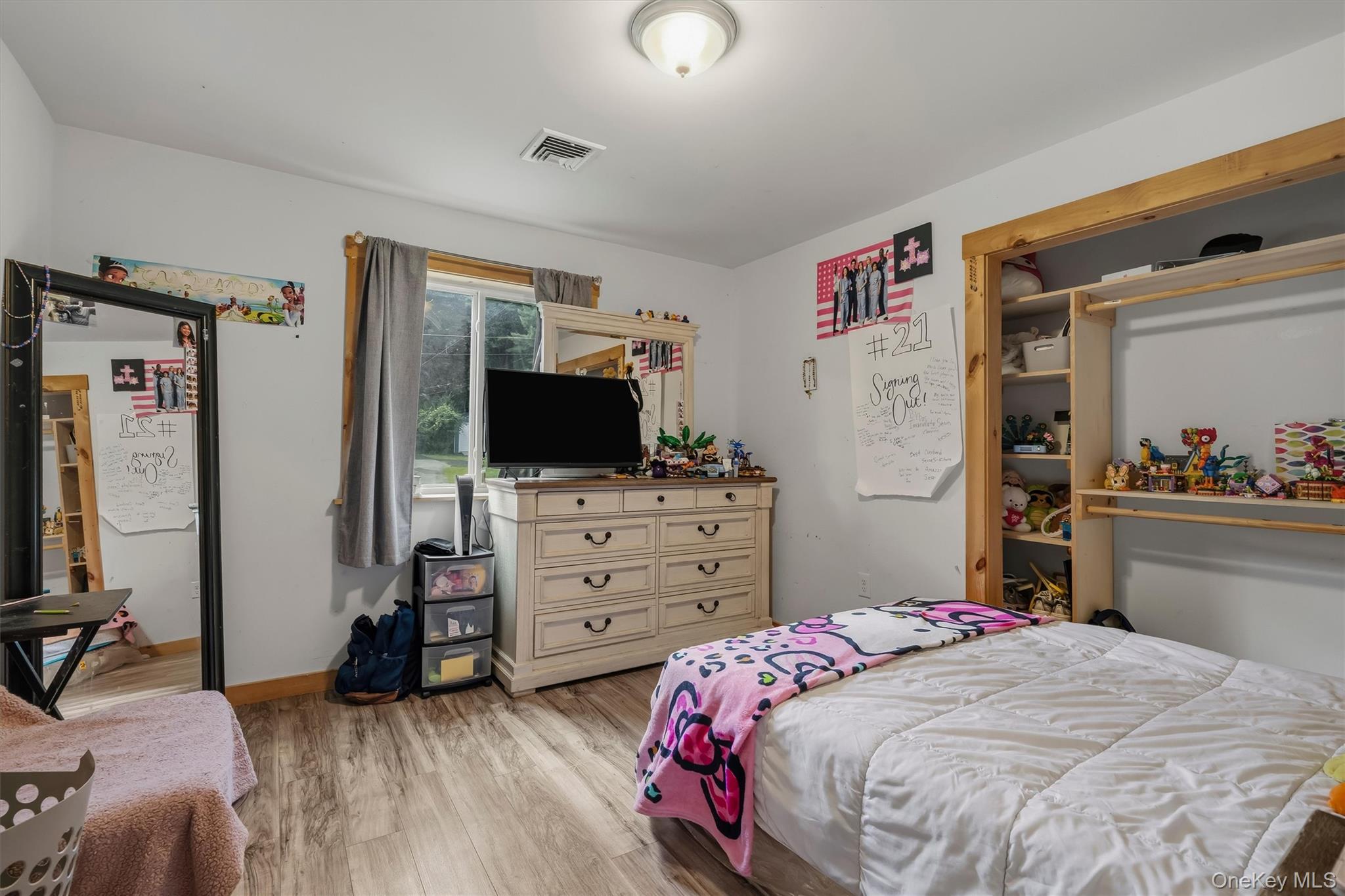 19 Zane Street – For Sale photo 26