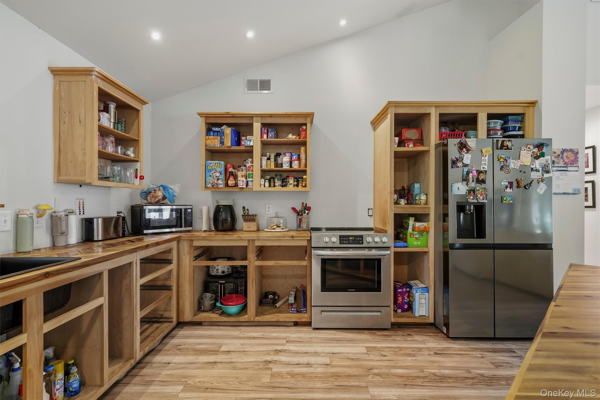 19 Zane Street – For Sale photo 18
