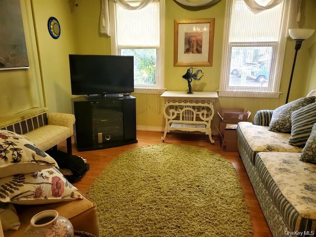 74 W Hoffman Avenue – For Sale photo 9