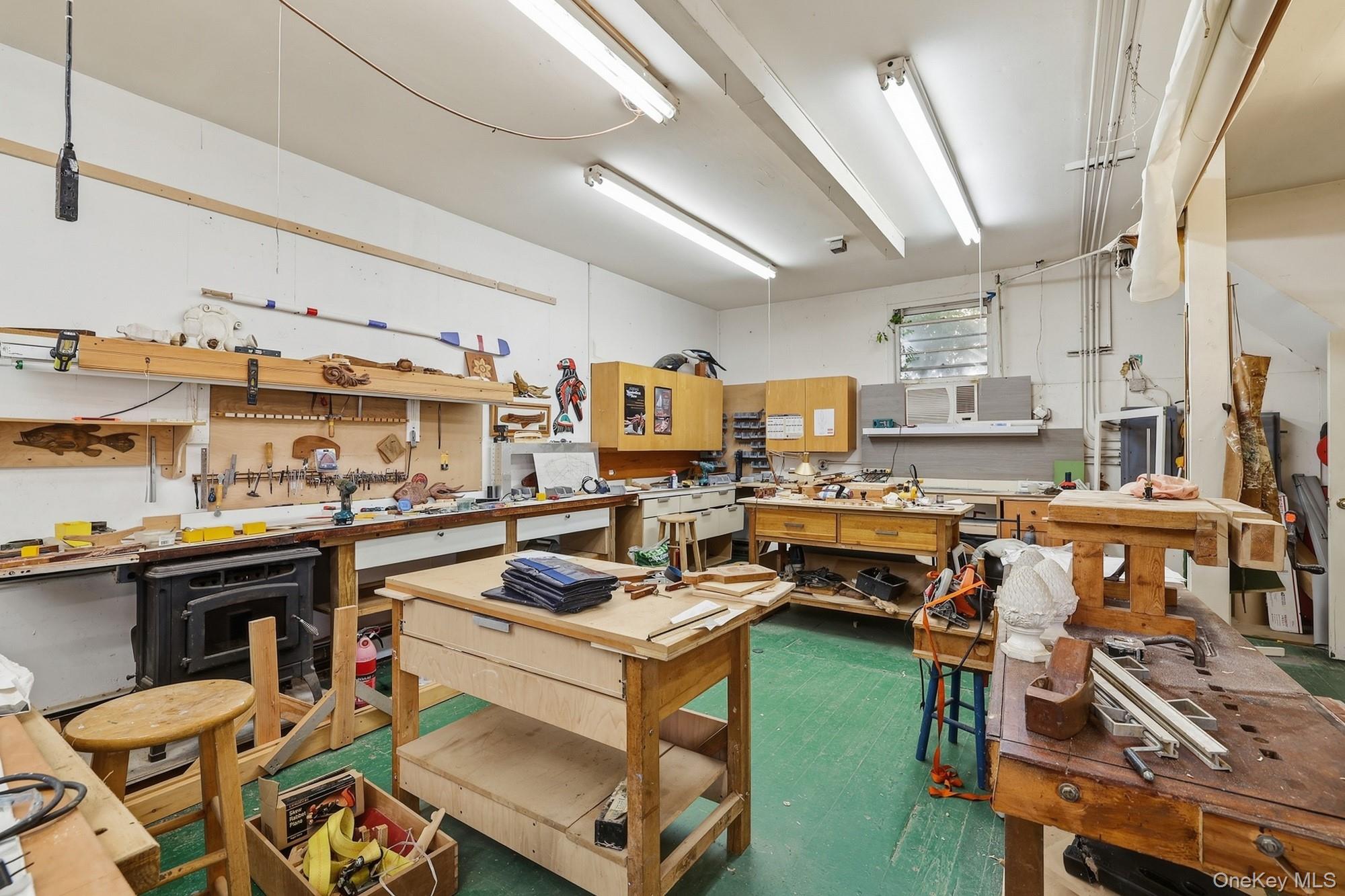 74 W Hoffman Avenue – For Sale photo 10