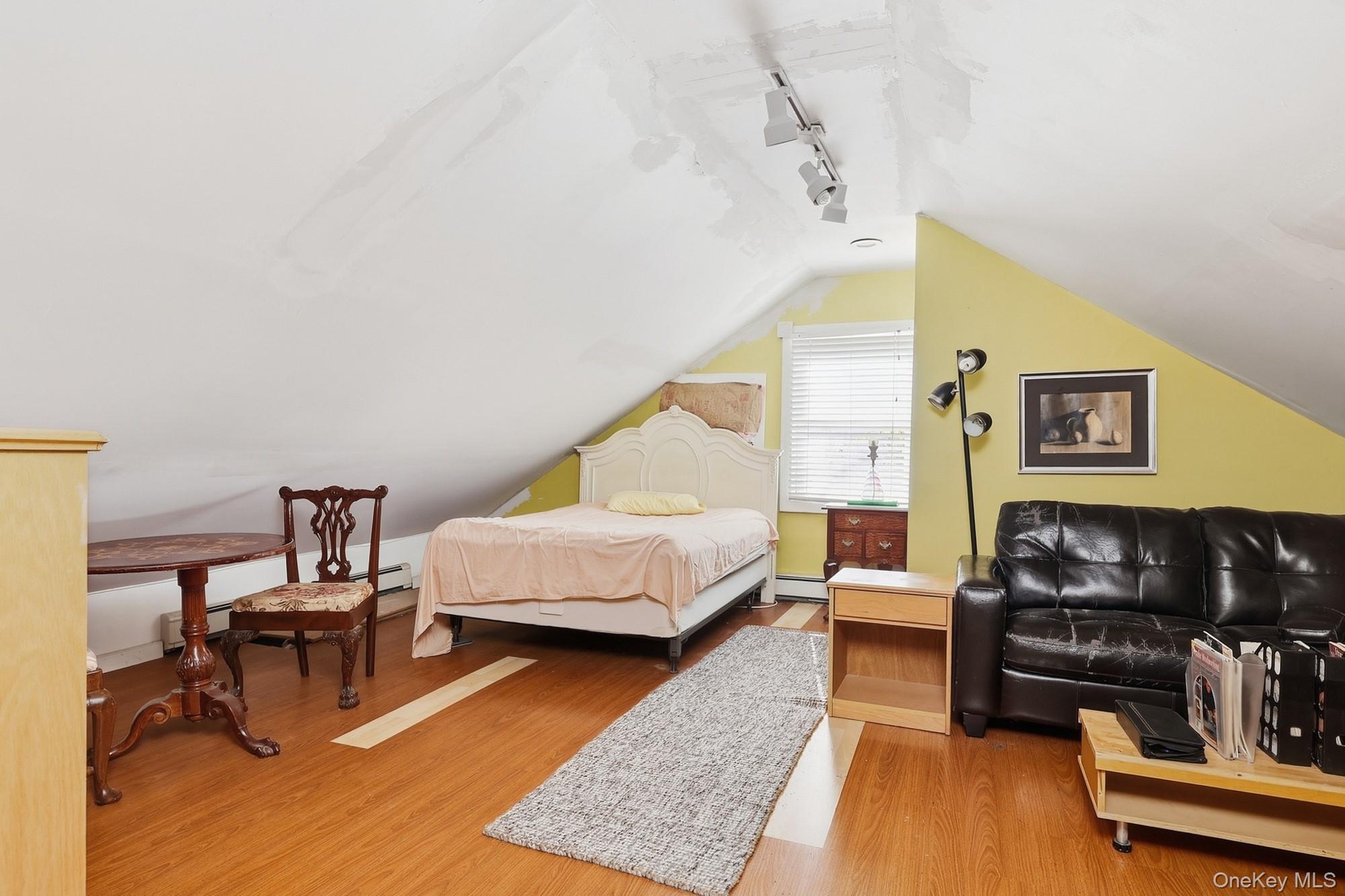 74 W Hoffman Avenue – For Sale photo 21