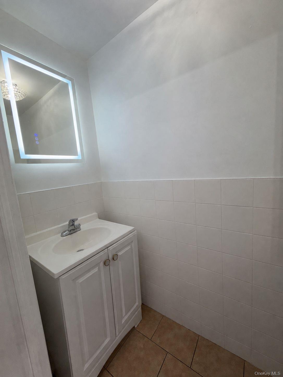89-50 87th Street – For Rent photo 10