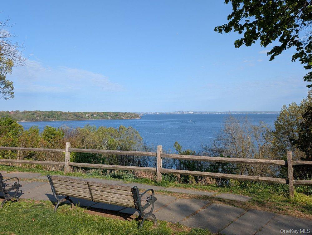 253 Sea Cliff Avenue, Unit 1 photo 20