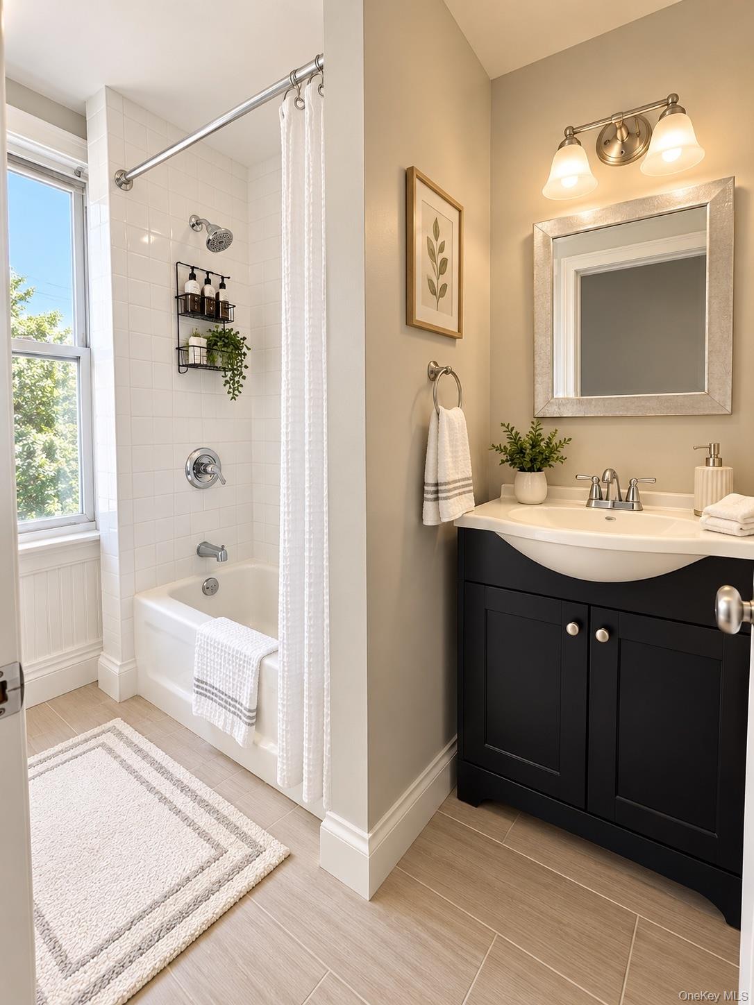 253 Sea Cliff Avenue, Unit 1 photo 2