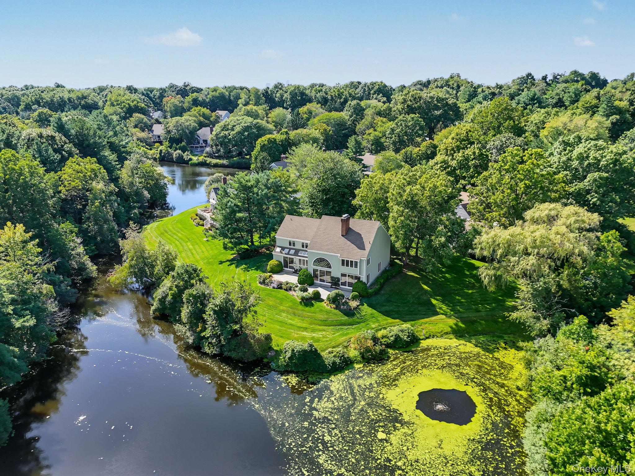 3 Pondview W – For Sale photo 21
