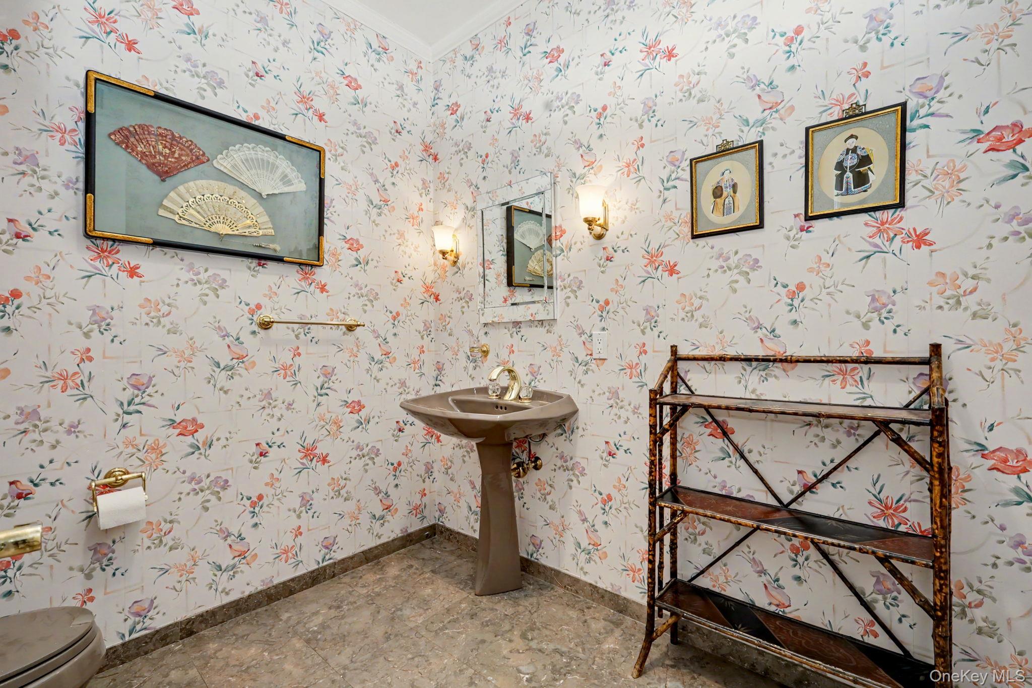 3 Pondview W – For Sale photo 14