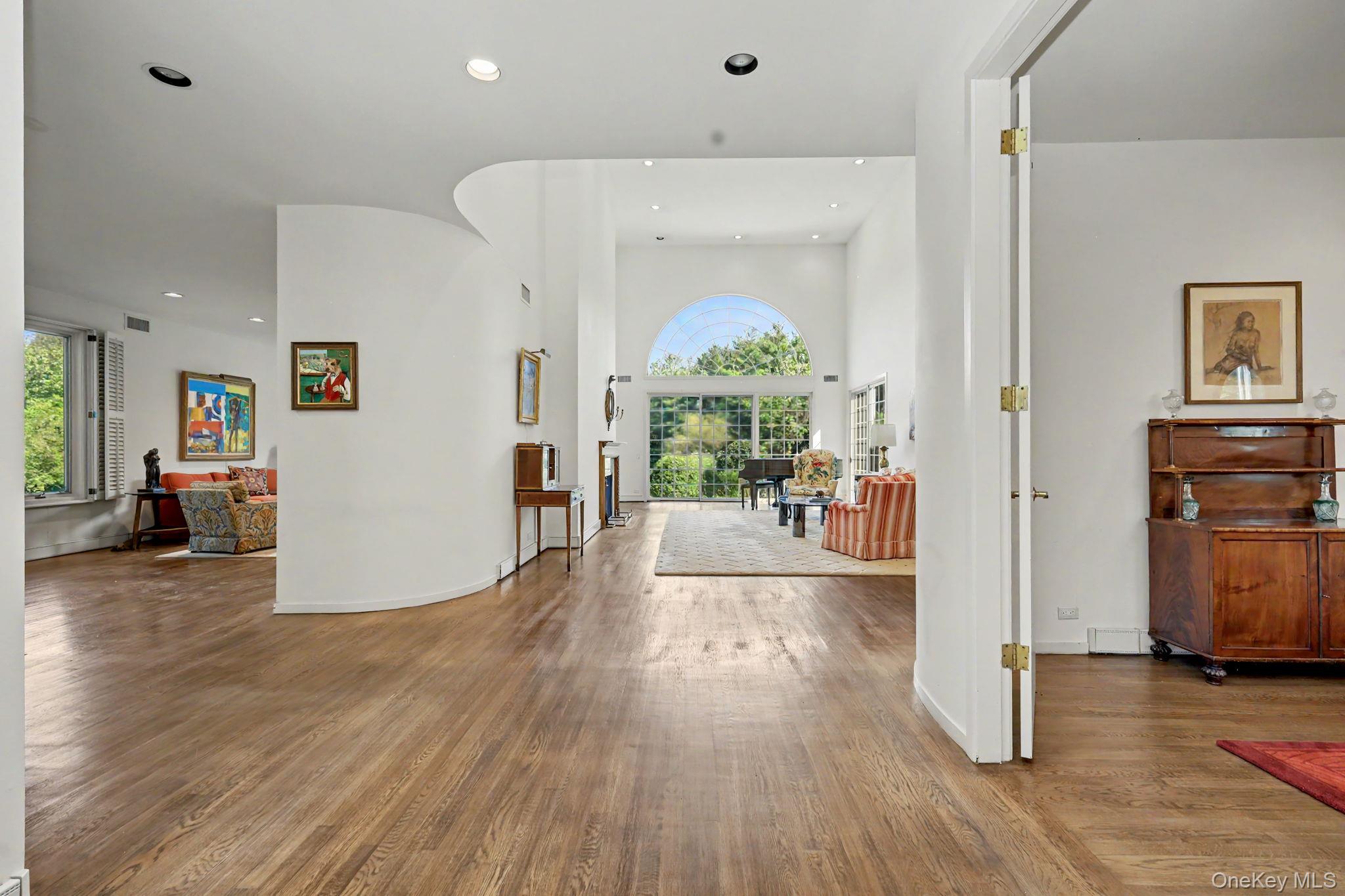 3 Pondview W – For Sale photo 7