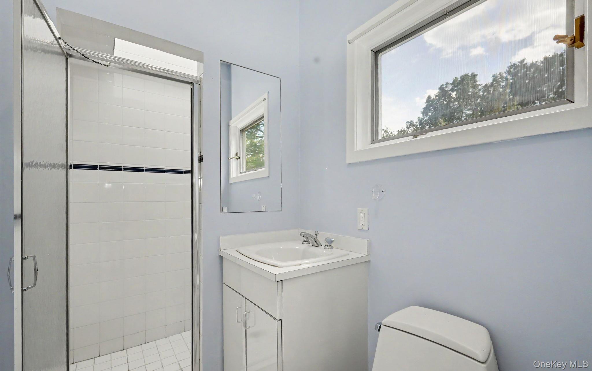 3 Pondview W – For Sale photo 24