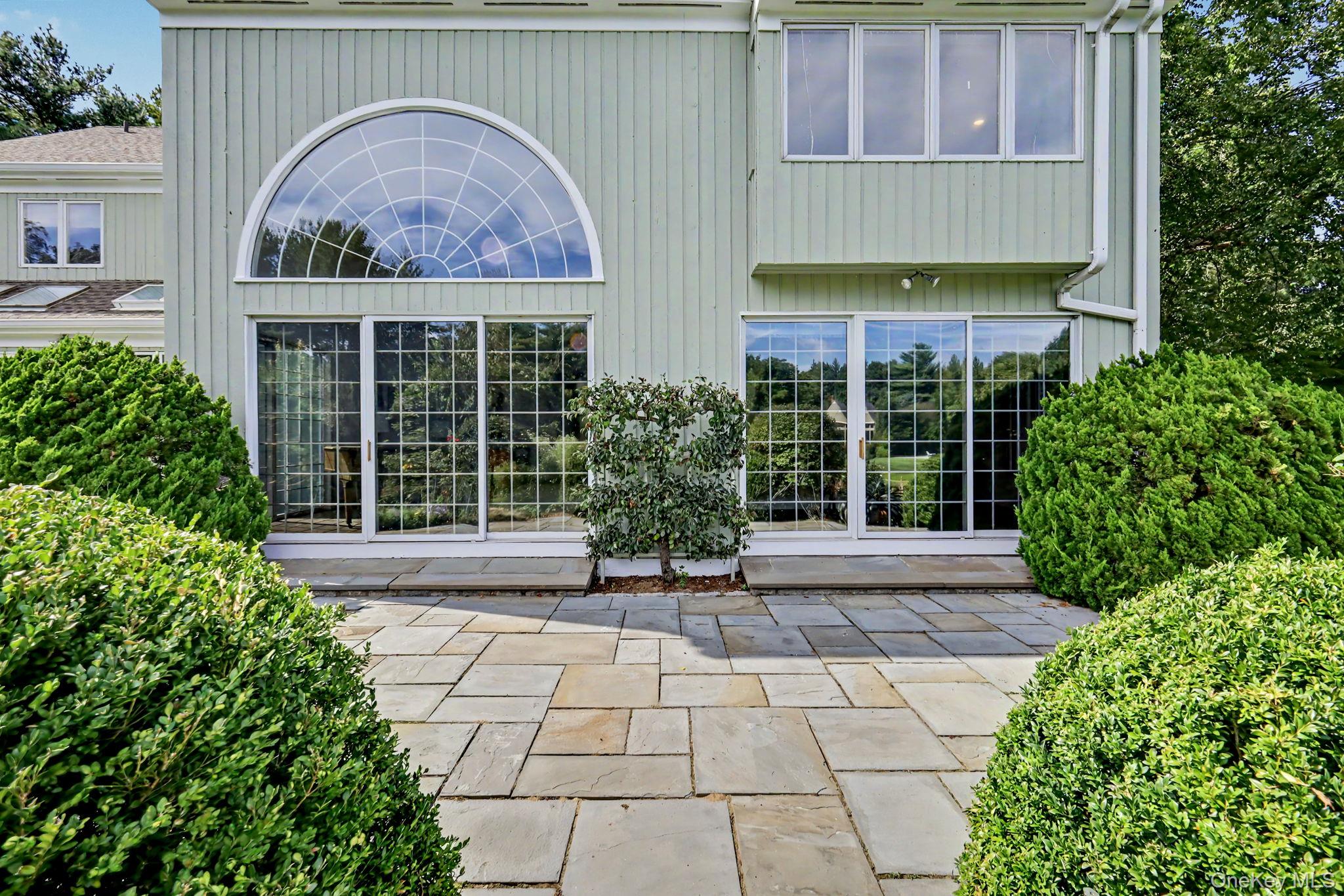 3 Pondview W – For Sale photo 39