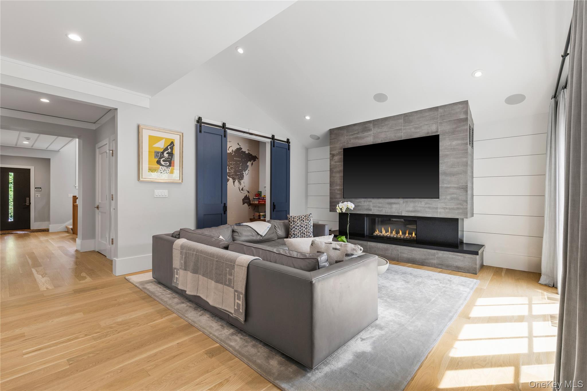 2 Westbank Road – For Sale photo 2