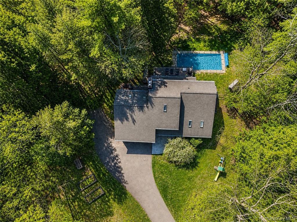 212 Meeker Road – For Sale photo 5