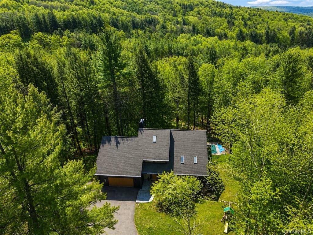 212 Meeker Road – For Sale photo 4