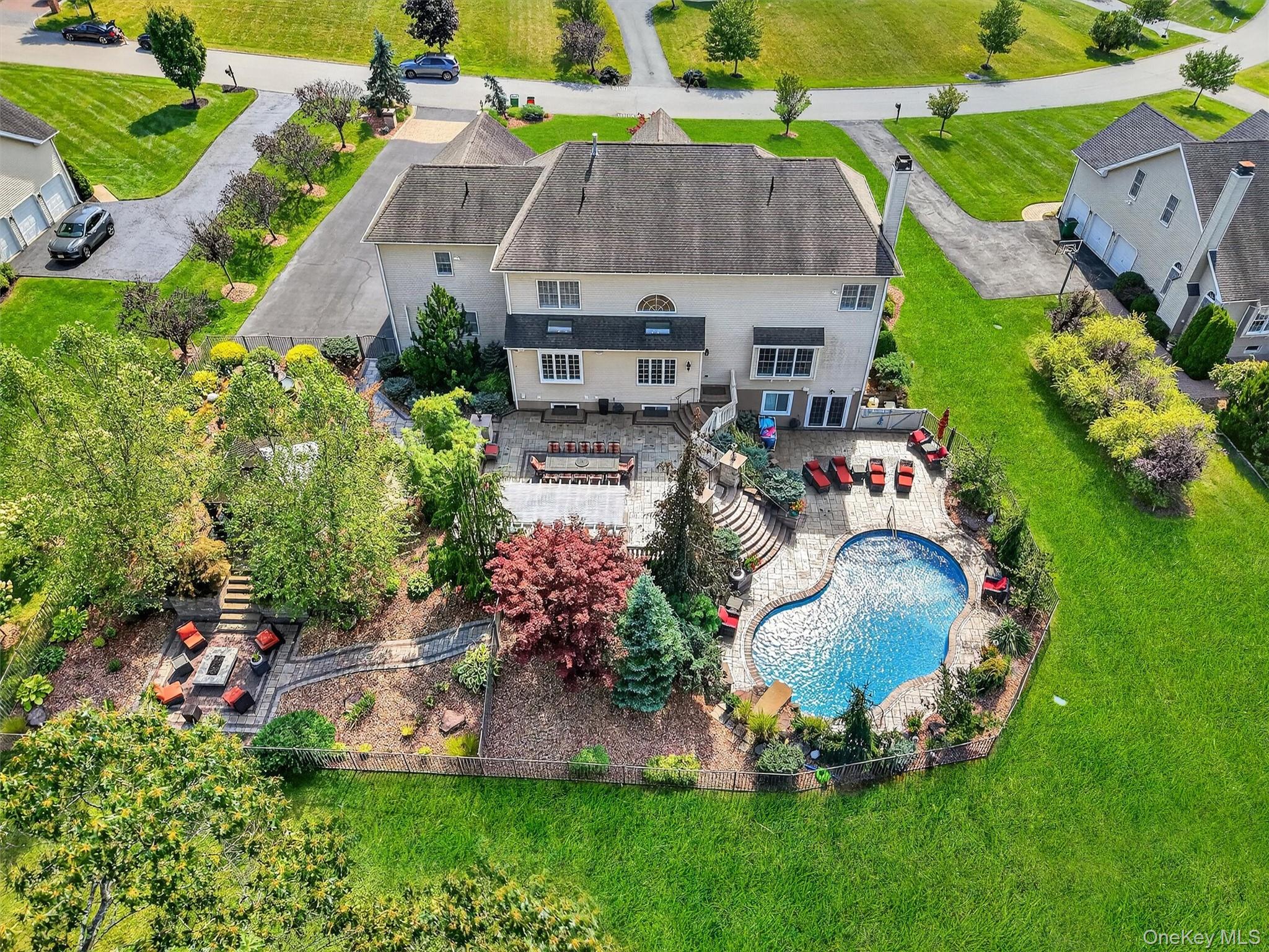 144 Shamrock Hills Drive – For Sale photo 3