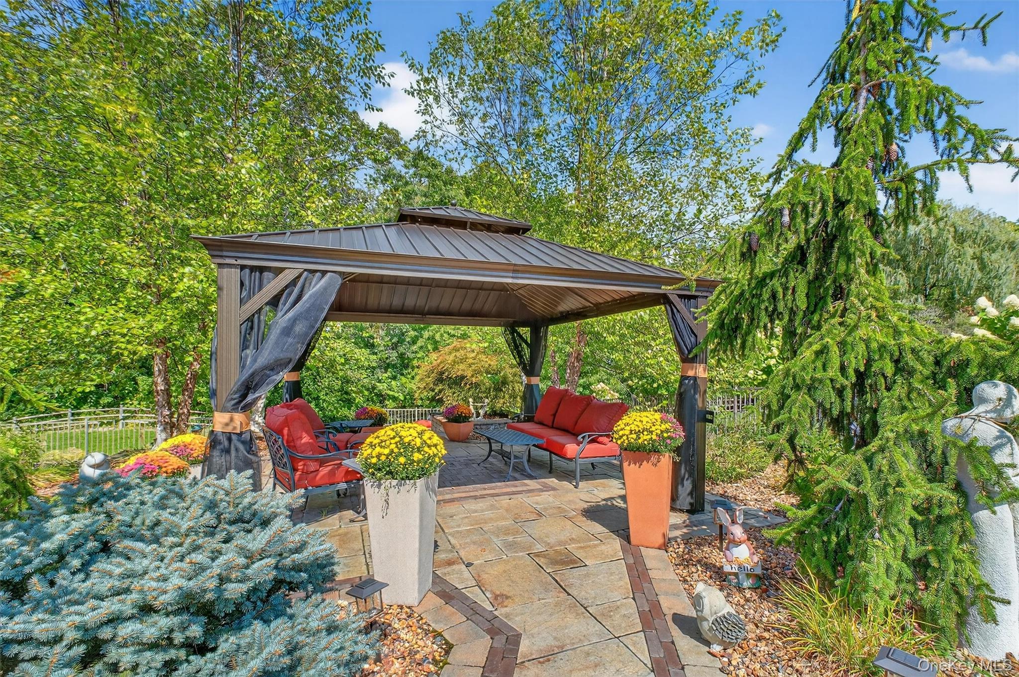 144 Shamrock Hills Drive – For Sale photo 43