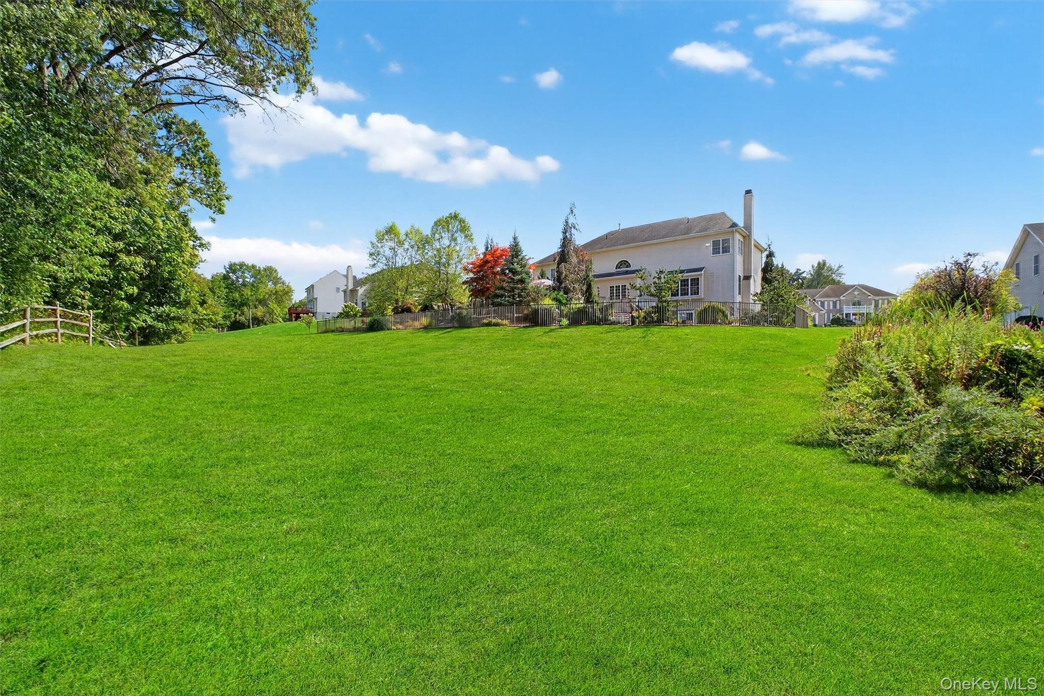 144 Shamrock Hills Drive – For Sale photo 45