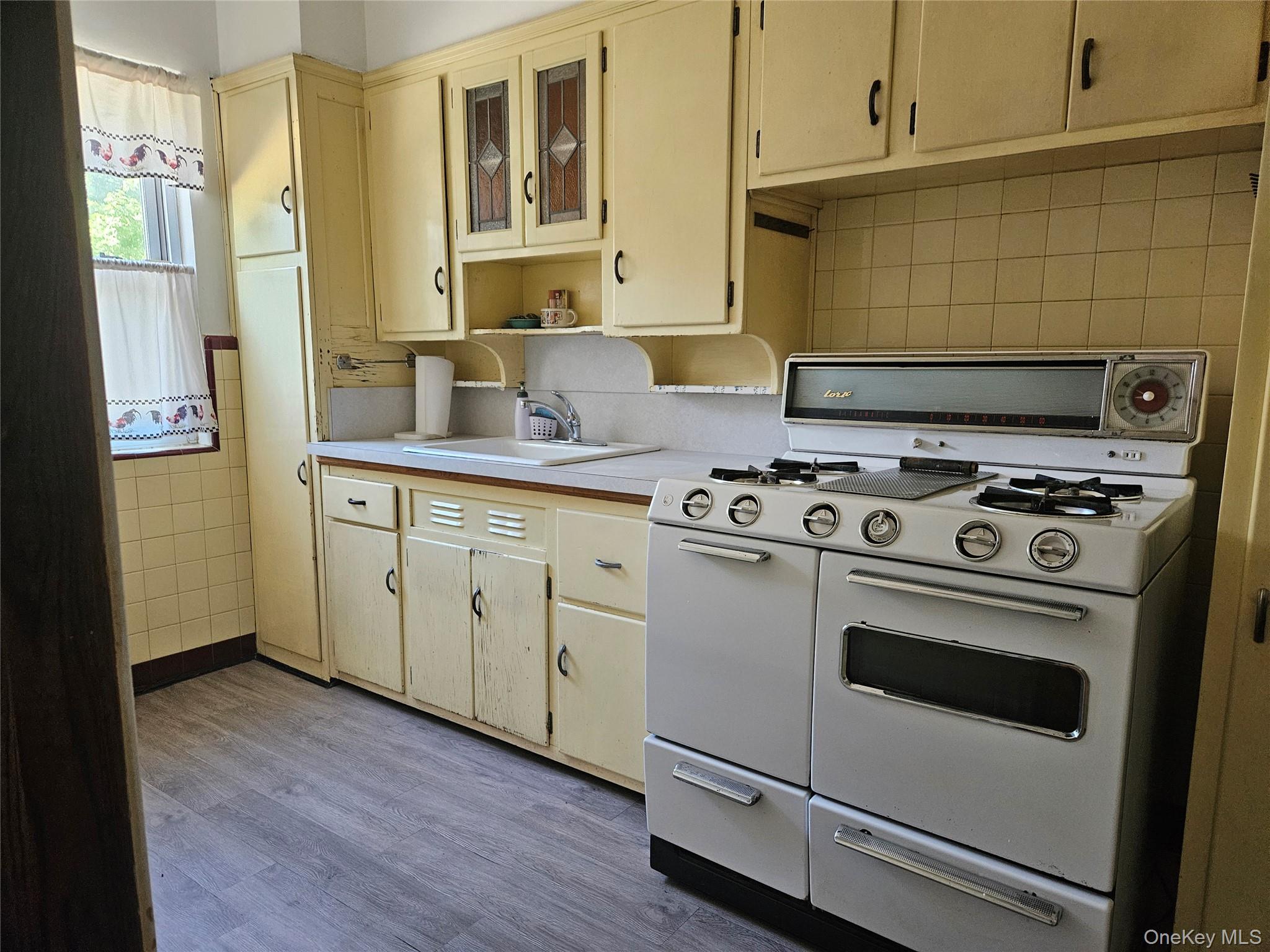 8121 77th Avenue – For Sale photo 6