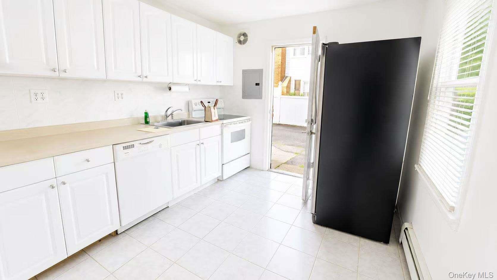 326 Curtis Avenue – For Sale photo 6
