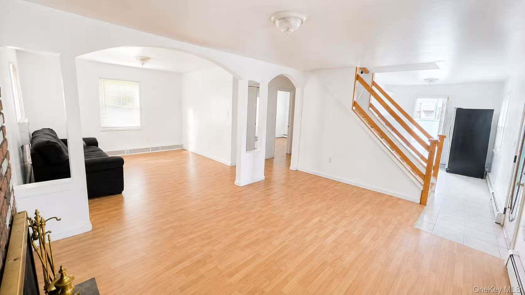 326 Curtis Avenue – For Sale photo 2