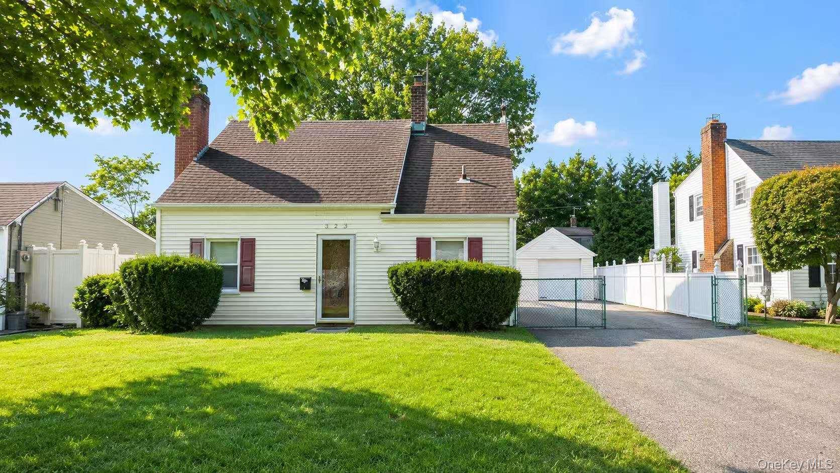 326 Curtis Avenue – For Sale
