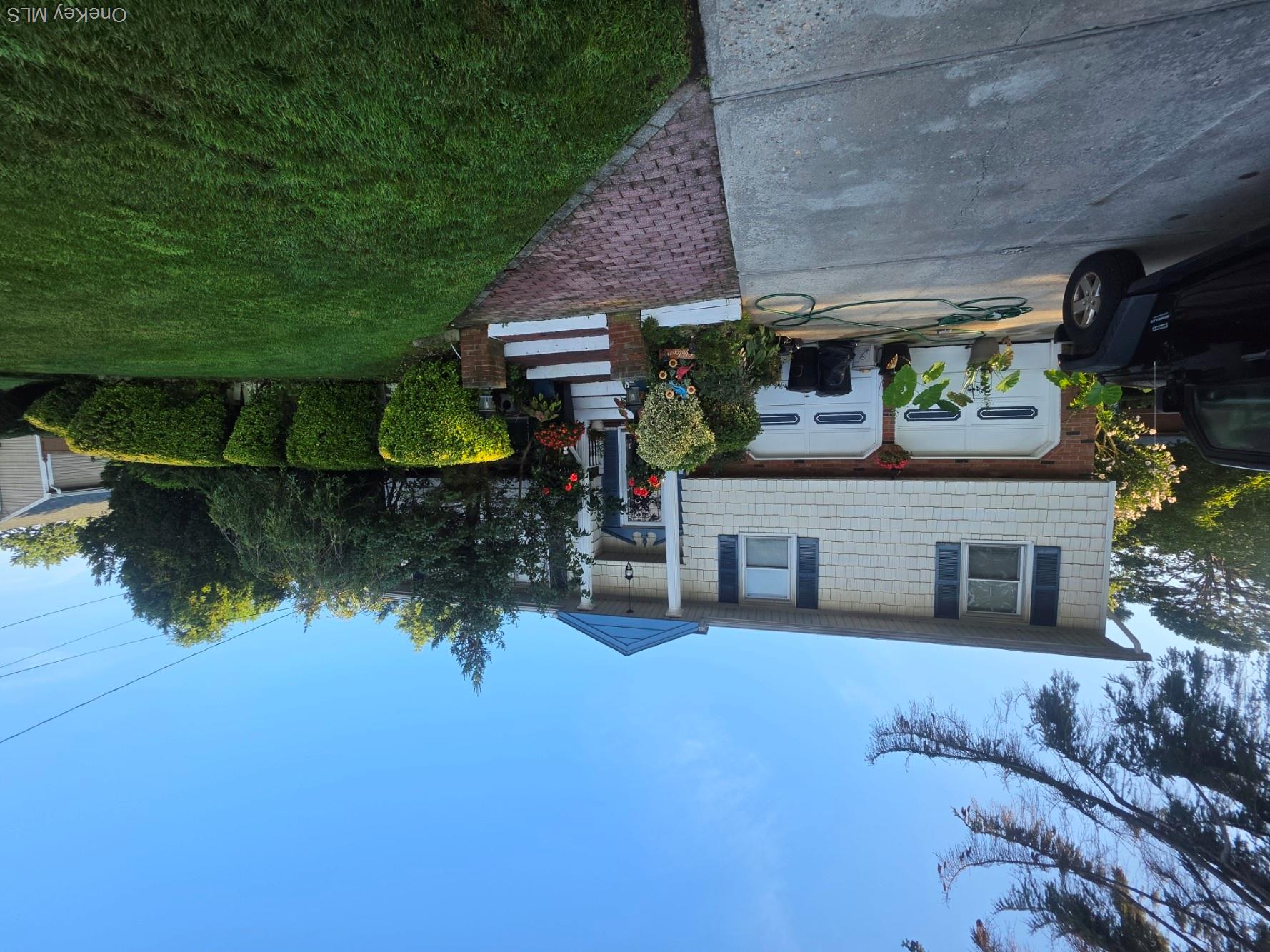 35 S Kennedy Drive – For Sale photo 6
