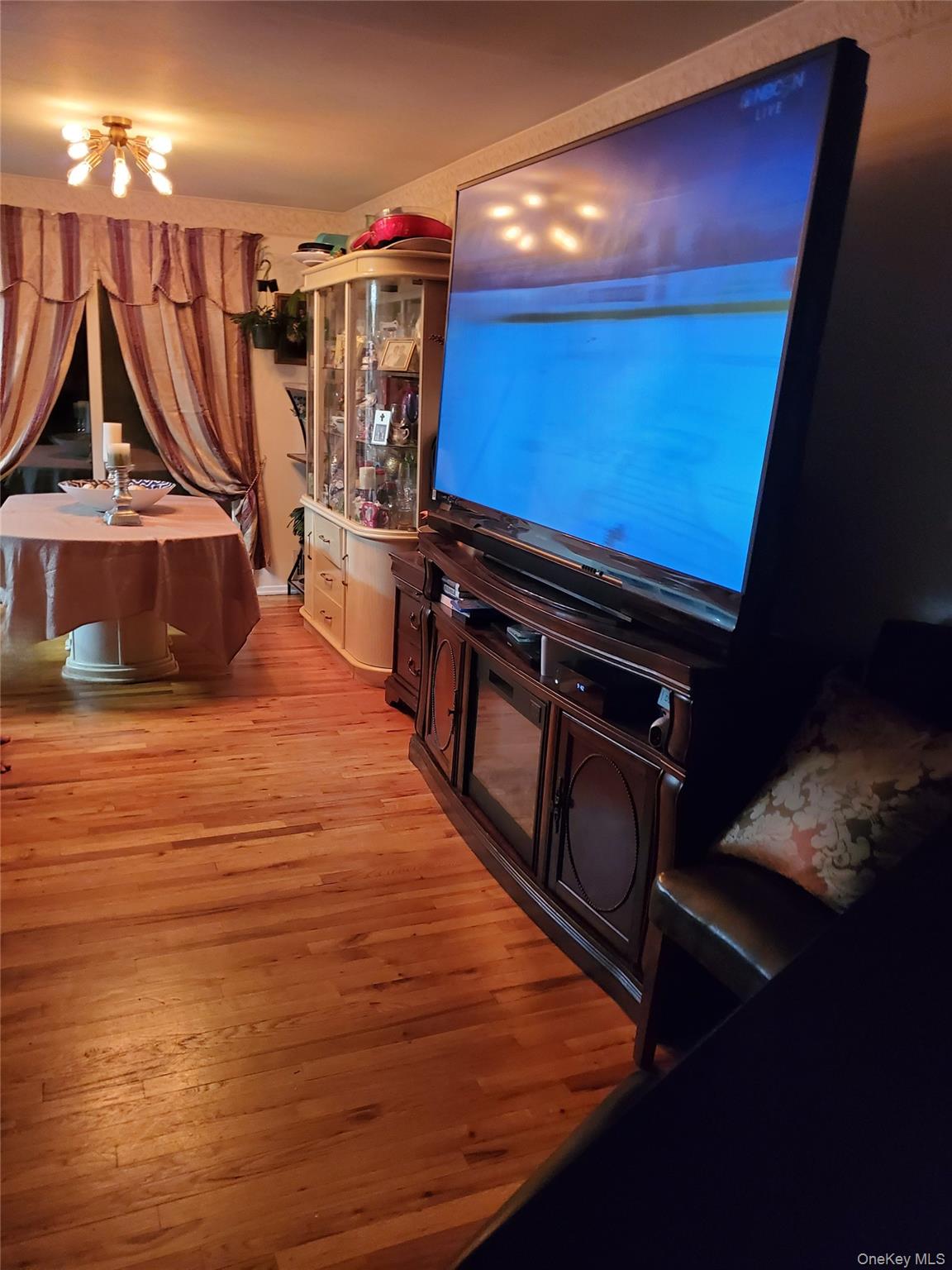 35 S Kennedy Drive – For Sale photo 22