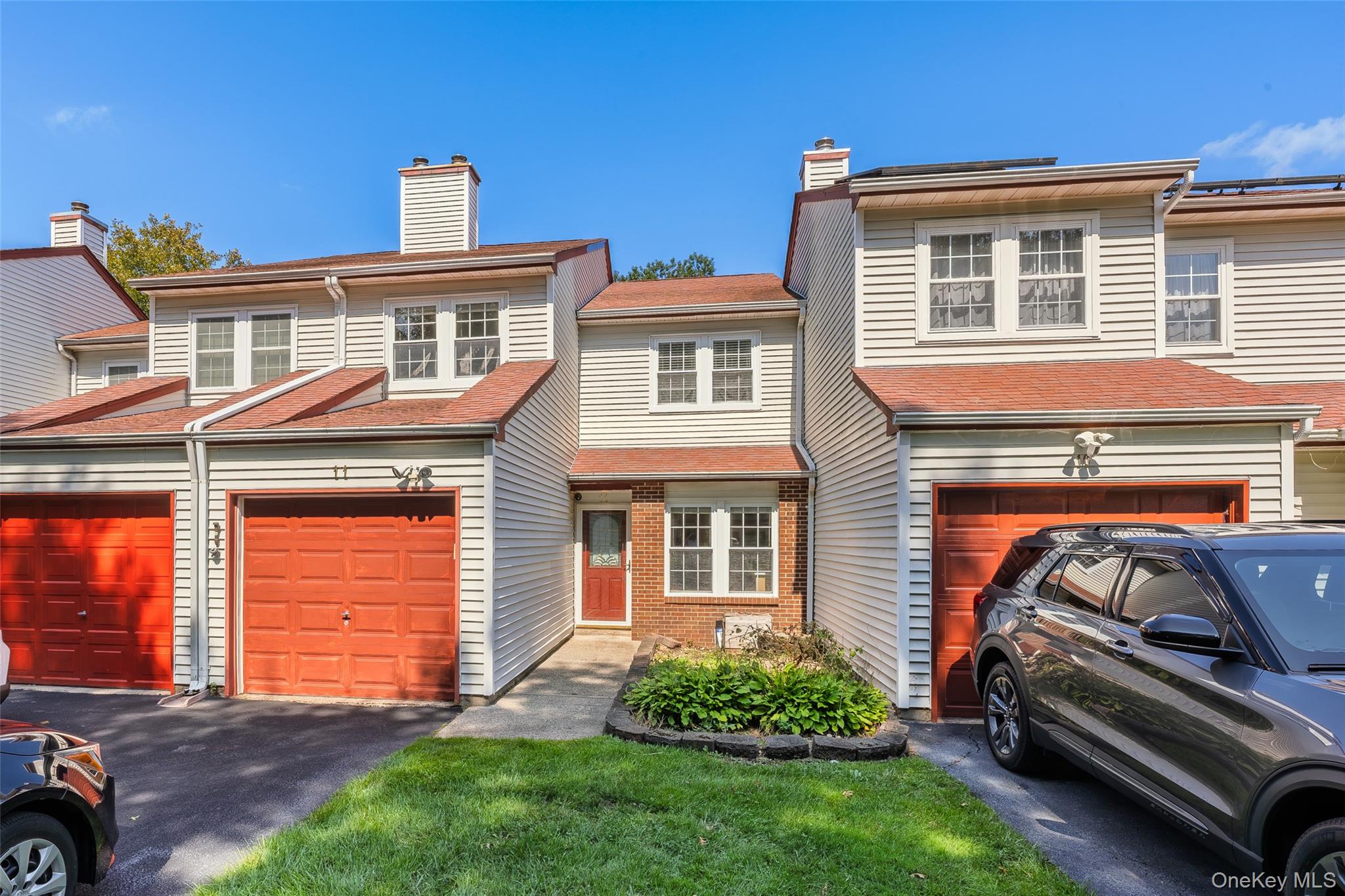 11 Burgoyne Court – For Sale