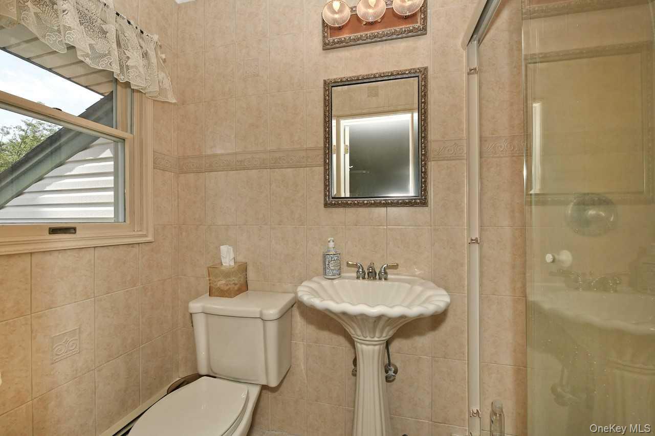 1994 Van Nostrand Avenue – For Sale photo 22