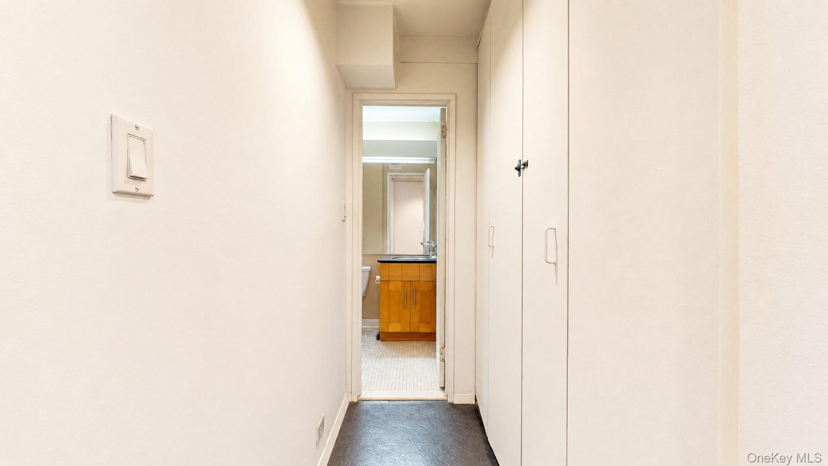 150-38 Union Turnpike, Unit 8D photo 6