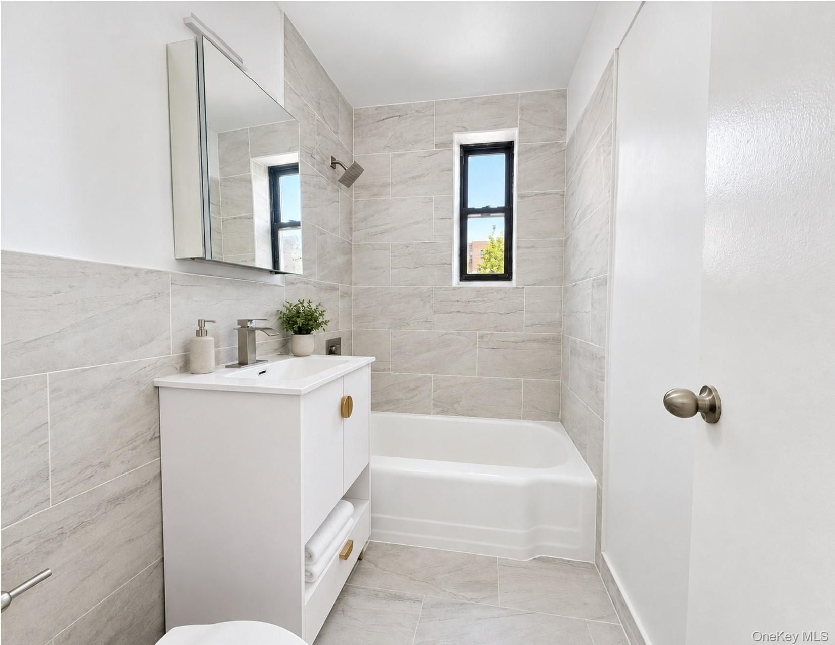 10-40 Neilson Street, Unit 4L photo 5