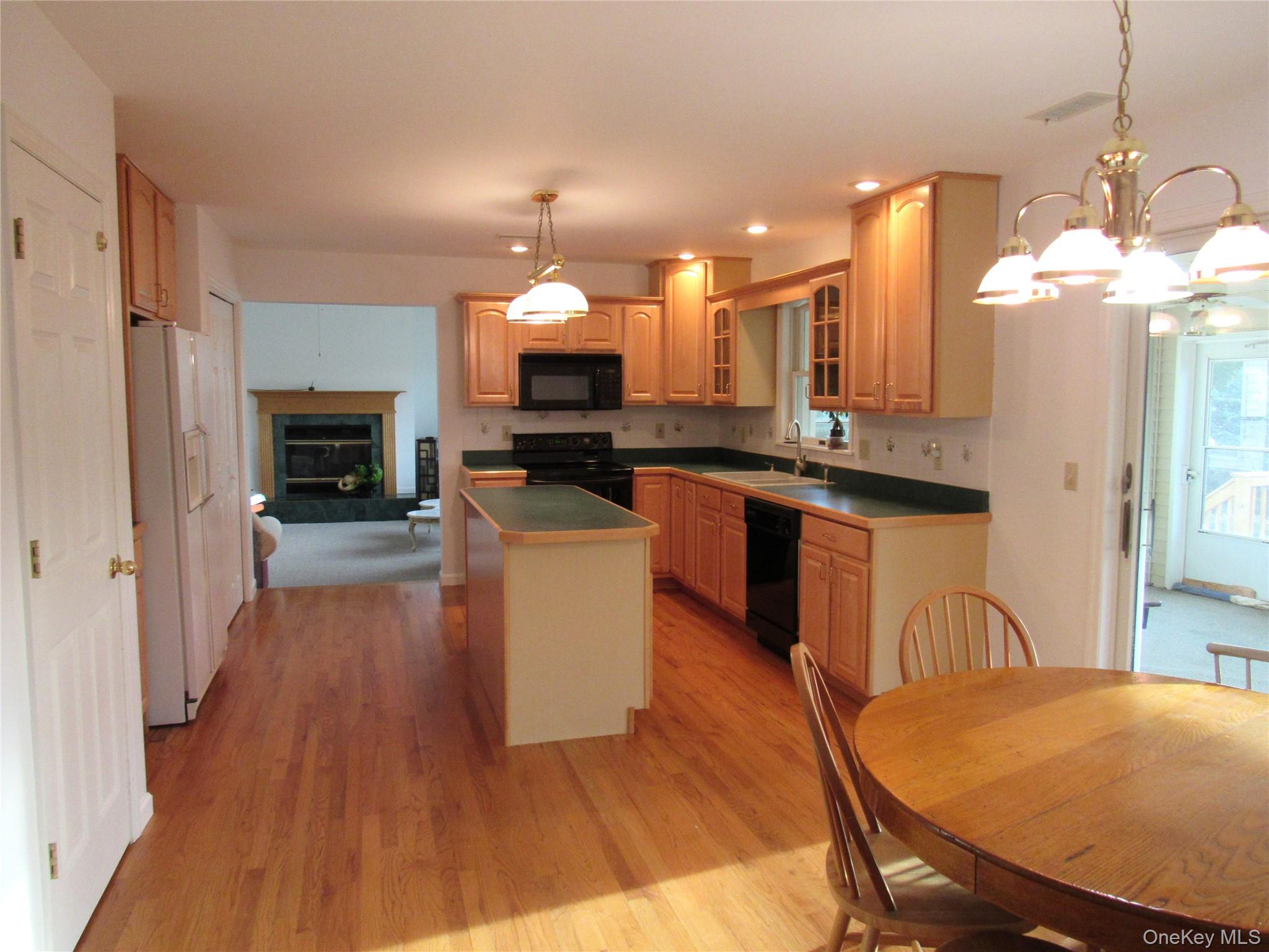 120 Mayfair Road – For Sale photo 5