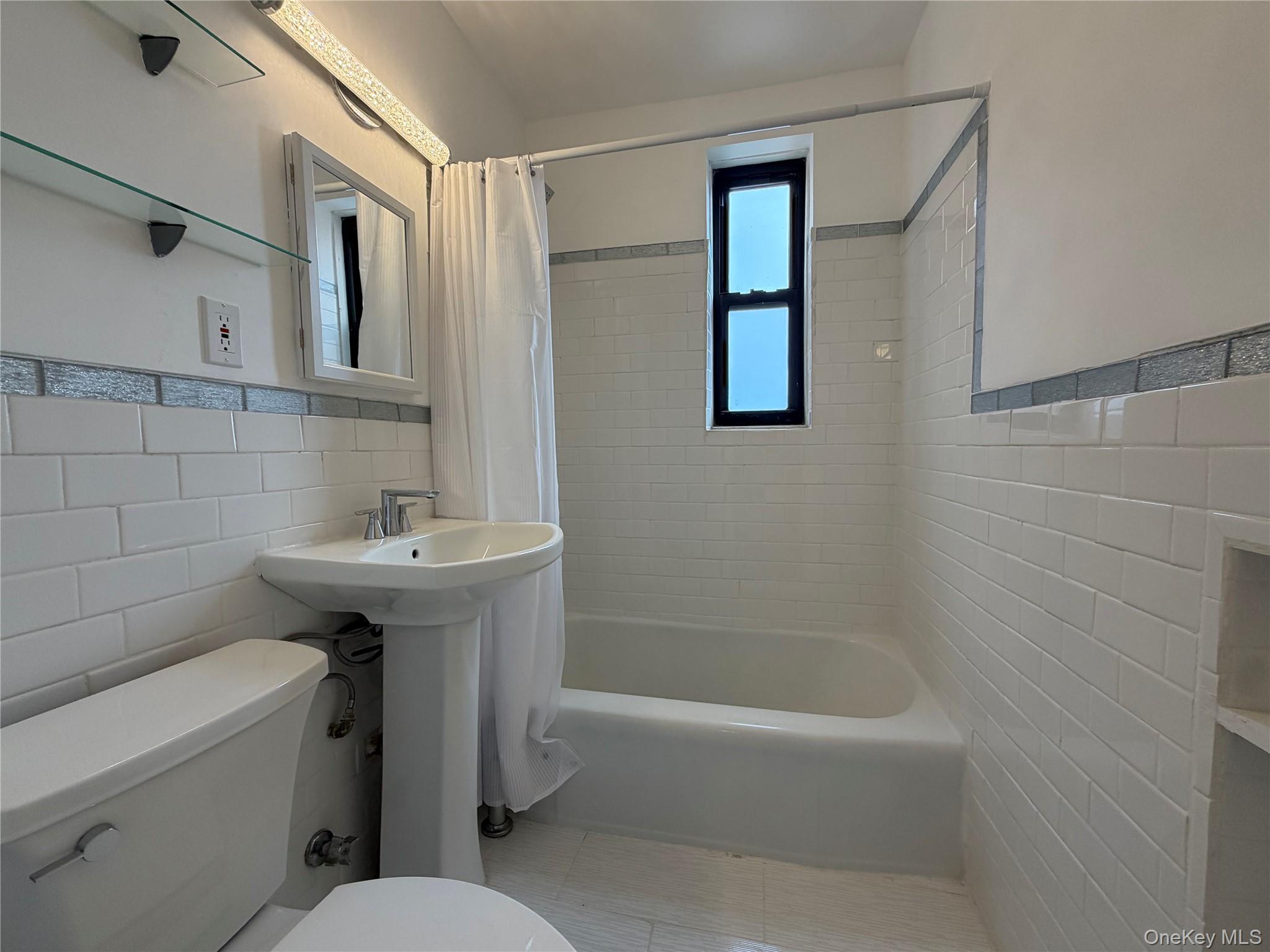 2287 Mott Avenue, Unit 6D photo 8