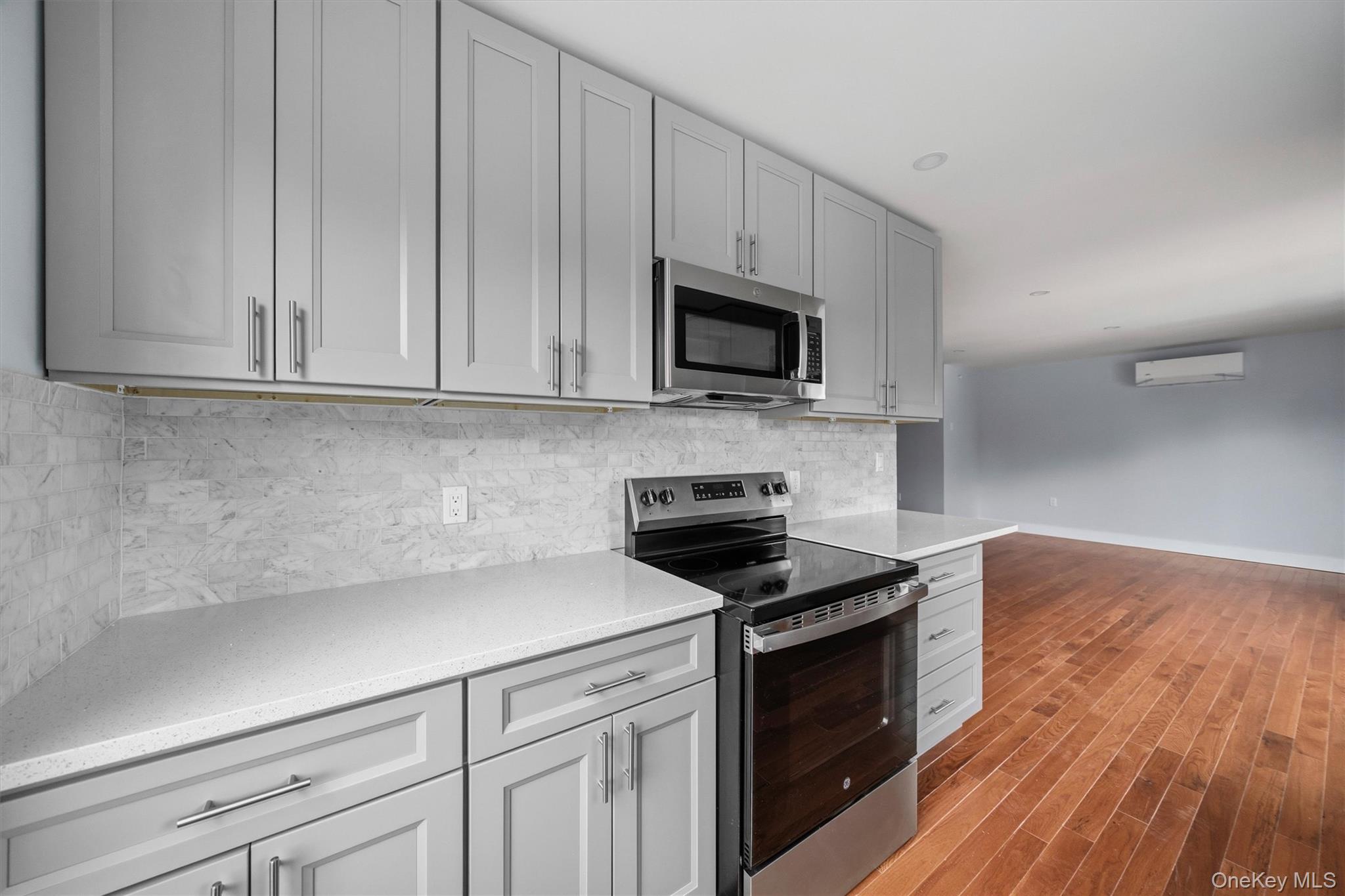 133 N Miller Street, Unit 1A photo 12
