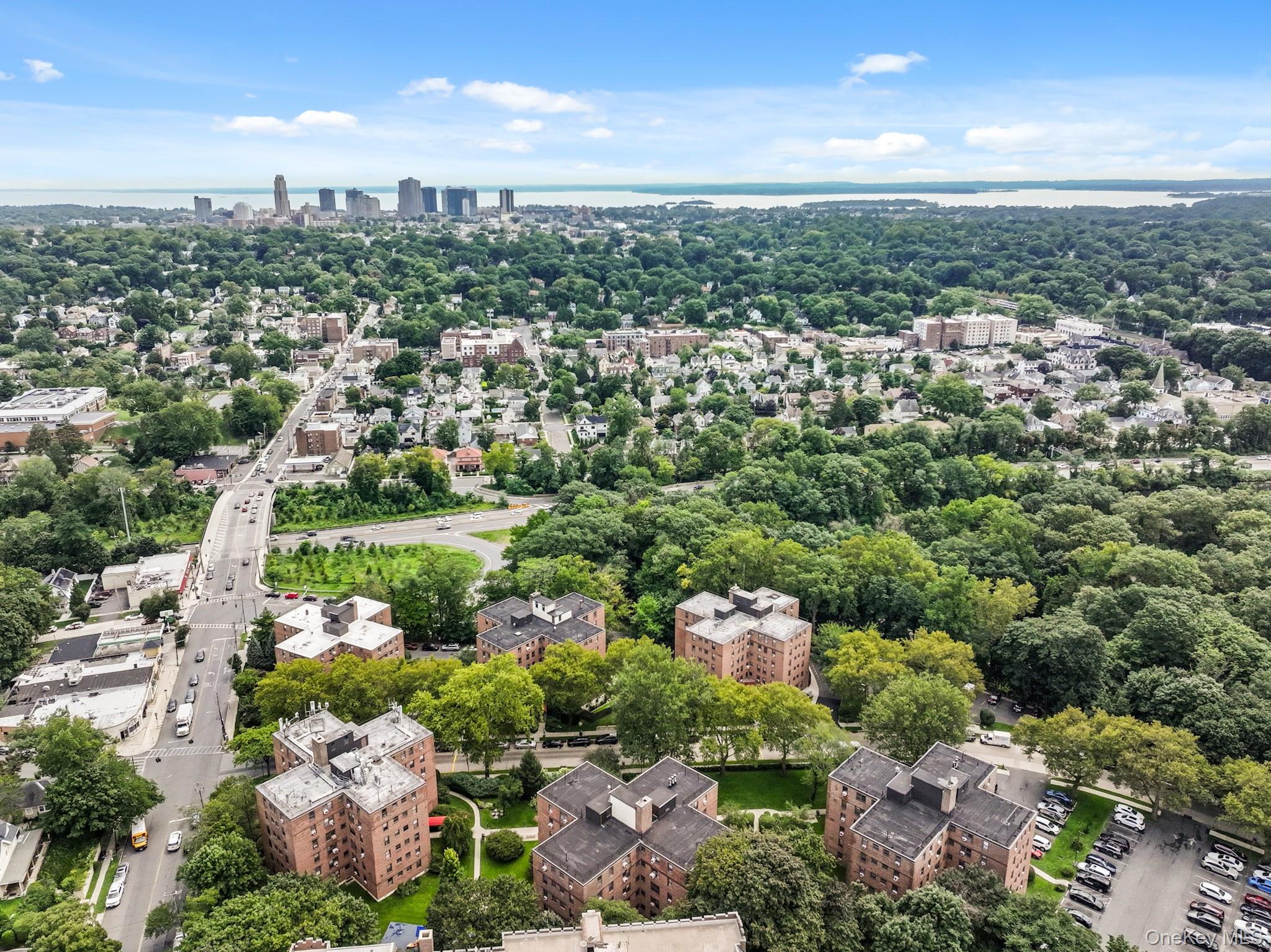 161 Pearsall Drive, Unit 4B photo 17