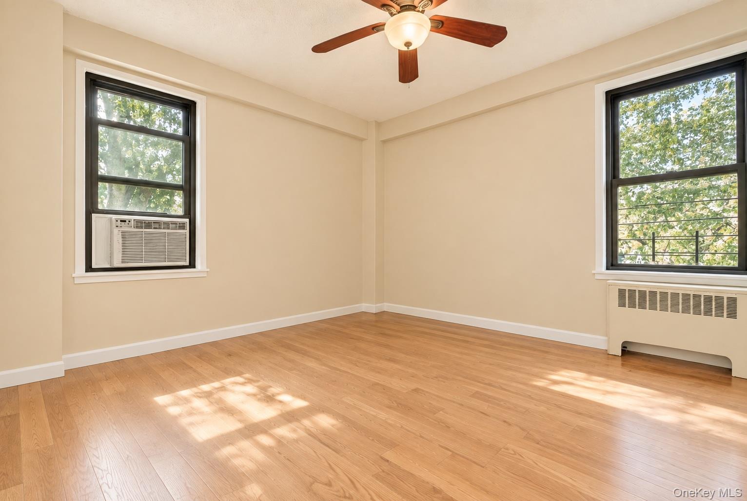 161 Pearsall Drive, Unit 4B photo 7